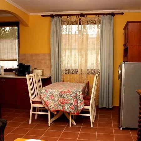 Apartament Cserkei Nyaralo