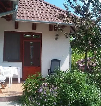 Apartment Cserkei Nyaralo
