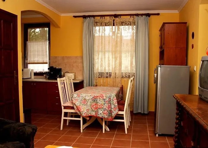 Apartament Cserkei Nyaralo