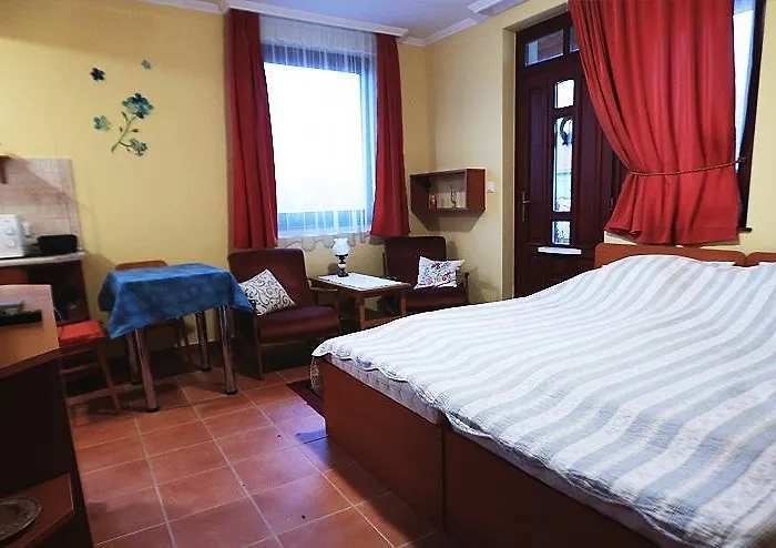 Cserkei Nyaralo Apartament